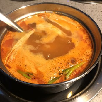 Top Top Hot Pot - Tomato base - so yummy!!! With tomato chunks too - Hot Pot Near Me - Orlando, Florida Top Top Hot Pot - Tomato base - so yummy!!! With tomato chunks too - Hot Pot Near Me - Orlando, Florida