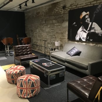 Altered Stage - Lounge Area - Musical Instruments & Teachers Near Me - Chicago, Illinois