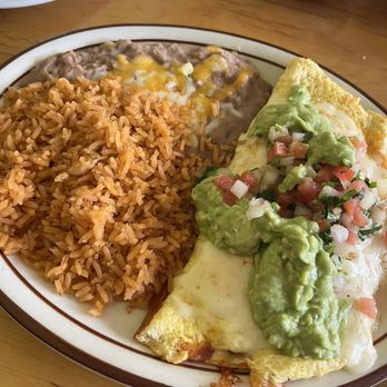 El Sombrero - Acapulco omelet with rice and beans-- yum! - Mexican Near Me - Manhattan Beach, California