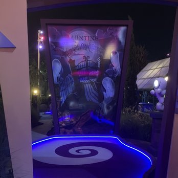 Hollywood Drive In Golf - Mini Golf Near Me - Orlando, Florida