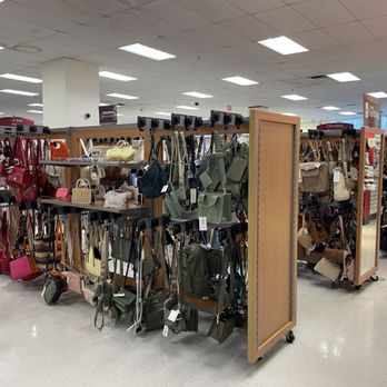 T.J. Maxx - Department Stores Near Me - Honolulu, Hawaii