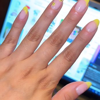 Shiny Nails - Nail Salons Near Me - Redwood City, California
