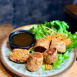 Khao Nom