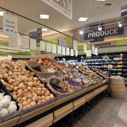 Ingle's Market - Produce