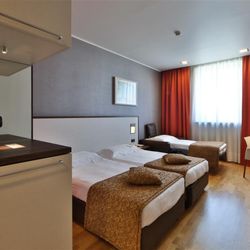 Best Western Falck Village - Guest Room