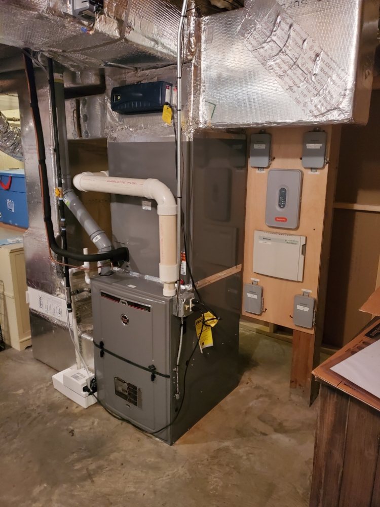 Slide of Reynolds Plumbing & Heating