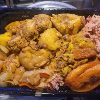 Islington Kitchen - Curry Chicken - Caribbean Near Me - Baltimore, Maryland