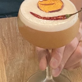 Fern Bar - Teaches of Peaches = Excellent! - Bars Near Me - Sebastopol, California