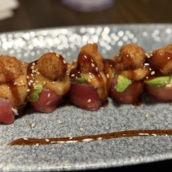 Mikuni Japanese Restaurant & Sushi Bar