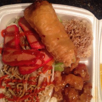 Hong Kong Restaurant - Added sriracha and TONS of soy sauce to make the rice and chow mein edible. The egg rolls are bomb though. - Chinese Near Me - Kerman, California