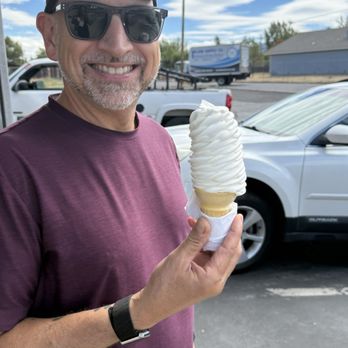 Frosty Mill - Small cone - Burgers Near Me - Susanville, California