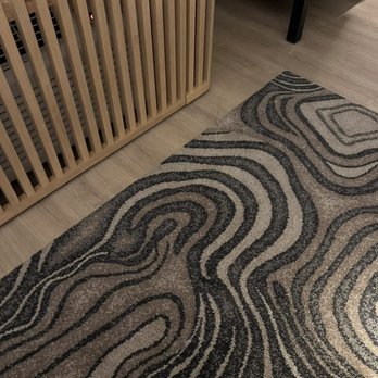 Rosen Plaza - Rug that doesn't go with pictures - Hotels Near Me - Orlando, Florida Rosen Plaza - Rug that doesn't go with pictures - Hotels Near Me - Orlando, Florida