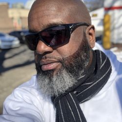 Headz Up Barber Shop - Fresh beard and cut