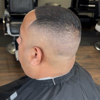 Lux Barbers Club - Haircut by cizo - Barbers Near Me - Montclair, California Lux Barbers Club - Haircut by cizo - Barbers Near Me - Montclair, California