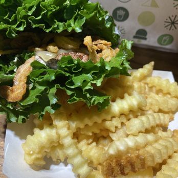 Shake Shack Walnut Creek - Burgers Near Me - Walnut Creek, California Shake Shack Walnut Creek - Burgers Near Me - Walnut Creek, California