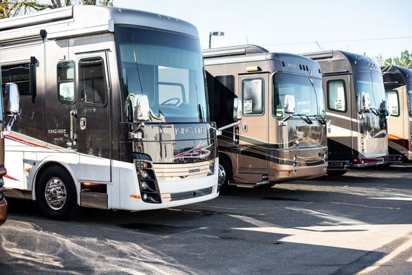 MOTORHOMES OF TEXAS - Updated December 2025 - 26 Photos & 18 Reviews ...