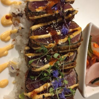 Tommy Bahama - Tuna dish, just Ok - Seafood Near Me - Kihei, Hawaii Tommy Bahama - Tuna dish, just Ok - Seafood Near Me - Kihei, Hawaii