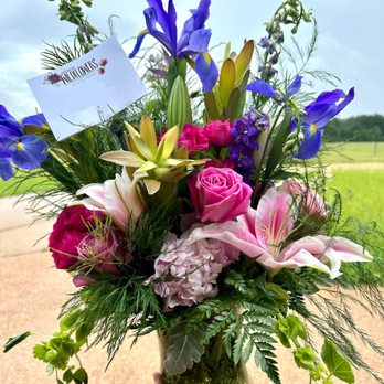 Brenham Wildflowers - Florists Near Me - Brenham, Texas Brenham Wildflowers - Florists Near Me - Brenham, Texas