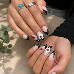 Nail Isle