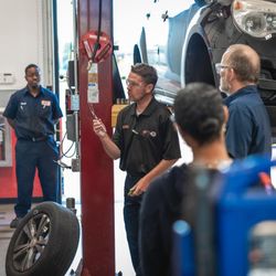 AAA Tire and Auto Service - Western Hills