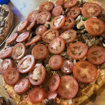 Leonardo's Pizzeria - The photo doesn't do it justice. It's bigger in real life. - Pizza Near Me - Vancouver, Washington Leonardo's Pizzeria - The photo doesn't do it justice. It's bigger in real life. - Pizza Near Me - Vancouver, Washington