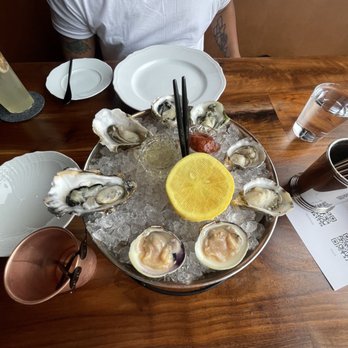 Angler - Clockwise starting left, Kumamoto, Steamboat, Kusshi, Little Neck - Seafood Near Me - San Francisco, California Angler - Clockwise starting left, Kumamoto, Steamboat, Kusshi, Little Neck - Seafood Near Me - San Francisco, California
