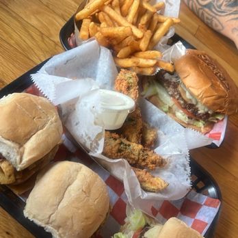 Sam's Burger Joint - Slider trio Fried pickles Mushroom & Swiss - Music Venues Near Me - San Antonio, Texas Sam's Burger Joint - Slider trio Fried pickles Mushroom & Swiss - Music Venues Near Me - San Antonio, Texas