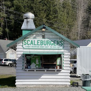Scale Burgers - a small white building with a green roof - Burgers Near Me - Elbe, Washington