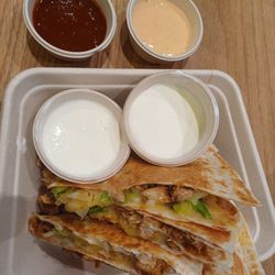 Mad Mex - Chicken quesadillas with 2 sours creams, a Chipotle and a hot red sauce.