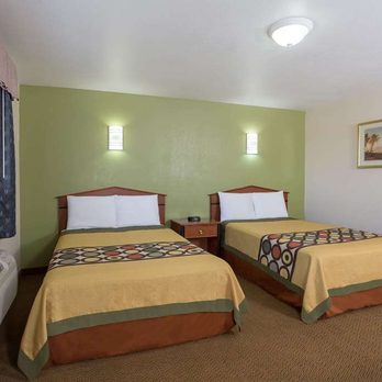 Knights Inn Franklin Ave Waco - Guest room - Hotels Near Me - Waco, Texas