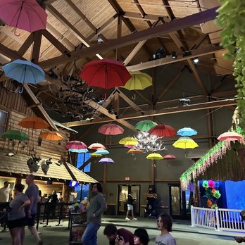 Great Wolf Lodge - Lobby - Resorts Near Me - Concord, North Carolina Great Wolf Lodge - Lobby - Resorts Near Me - Concord, North Carolina