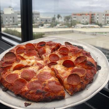 Transmission Brewing - Pizza and a view! - Breweries Near Me - Ventura, California Transmission Brewing - Pizza and a view! - Breweries Near Me - Ventura, California