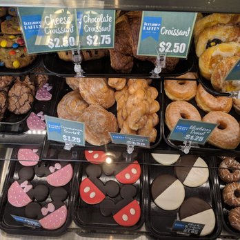 Torrance Bakery - Bakeries Near Me - Gardena, California Torrance Bakery - Bakeries Near Me - Gardena, California