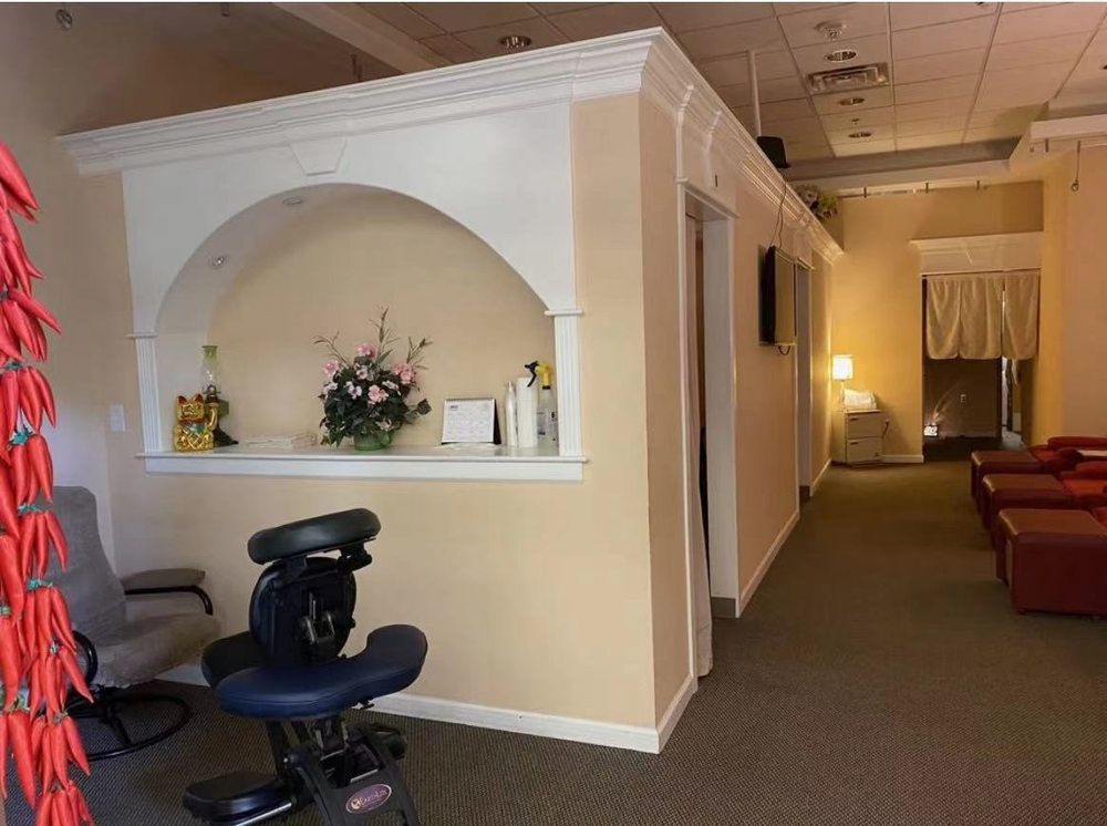 AQUA FOOT CARE & MASSAGE Updated October 2024 1720 Old Fort Pkwy