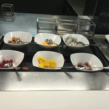 Lufthansa First Class Terminal - Buffet - Airport Terminals Near Me