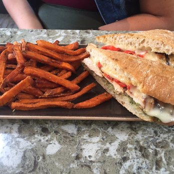 GRANVILLE - Santa Barbara Chicken Sandwich with Sweet Potato Fries - New American Near Me - Studio City, California