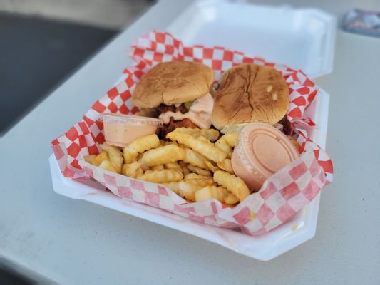 Jojo’s Hot Chicken by null