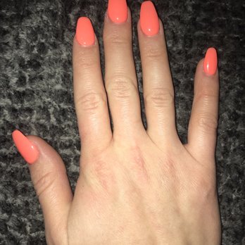Clayton Nail Spa - Right hand again. - Nail Salons Near Me - Clayton, Missouri