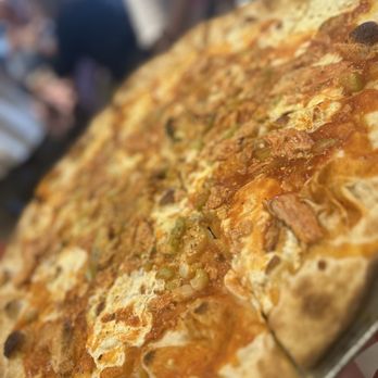 Grimaldi's Pizzeria - Buffalo chicken - Pizza Near Me - Palm Beach Gardens, Florida Grimaldi's Pizzeria - Buffalo chicken - Pizza Near Me - Palm Beach Gardens, Florida