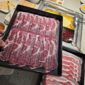 Haidilao Hotpot - Hot Pot Near Me - Los Angeles, California