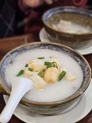 Golden Wonton King 糖潮滋味館 by null