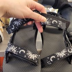 Crossroads Trading - Supercut! Teva Sandals Women's Size 7 $23
