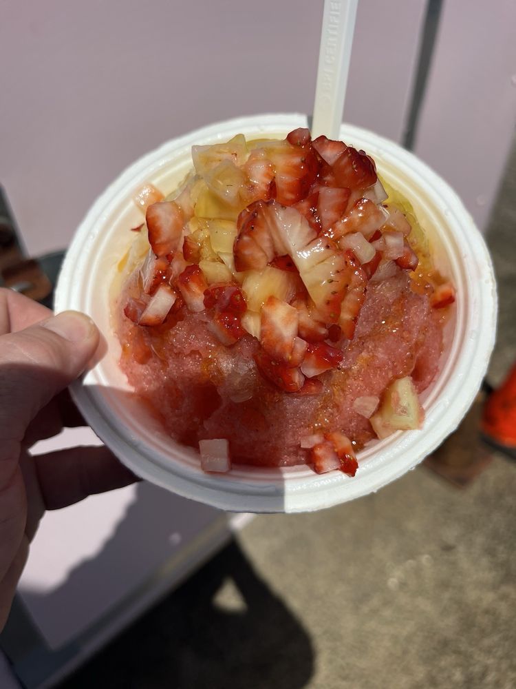 The Good Stuff Shave Ice Logo