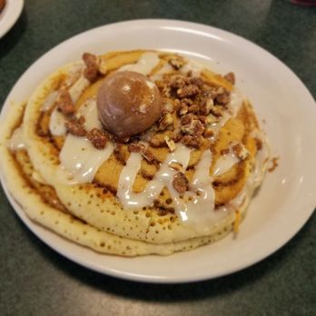 Metro Diner - Cinnamon roll pancakes - American Near Me - Tampa, Florida Metro Diner - Cinnamon roll pancakes - American Near Me - Tampa, Florida