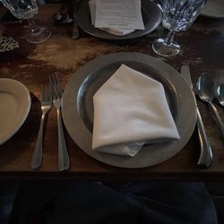 Gadsby's Tavern Restaurant - Table setting