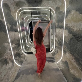 Giselle Miami - Entrance to elevator- photo opp 10/10 - Mediterranean Near Me - Miami, Florida Giselle Miami - Entrance to elevator- photo opp 10/10 - Mediterranean Near Me - Miami, Florida