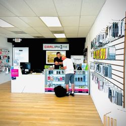 CarliPhone - We stand out for offering excellent customer service, always focused on meeting the needs of our customers.