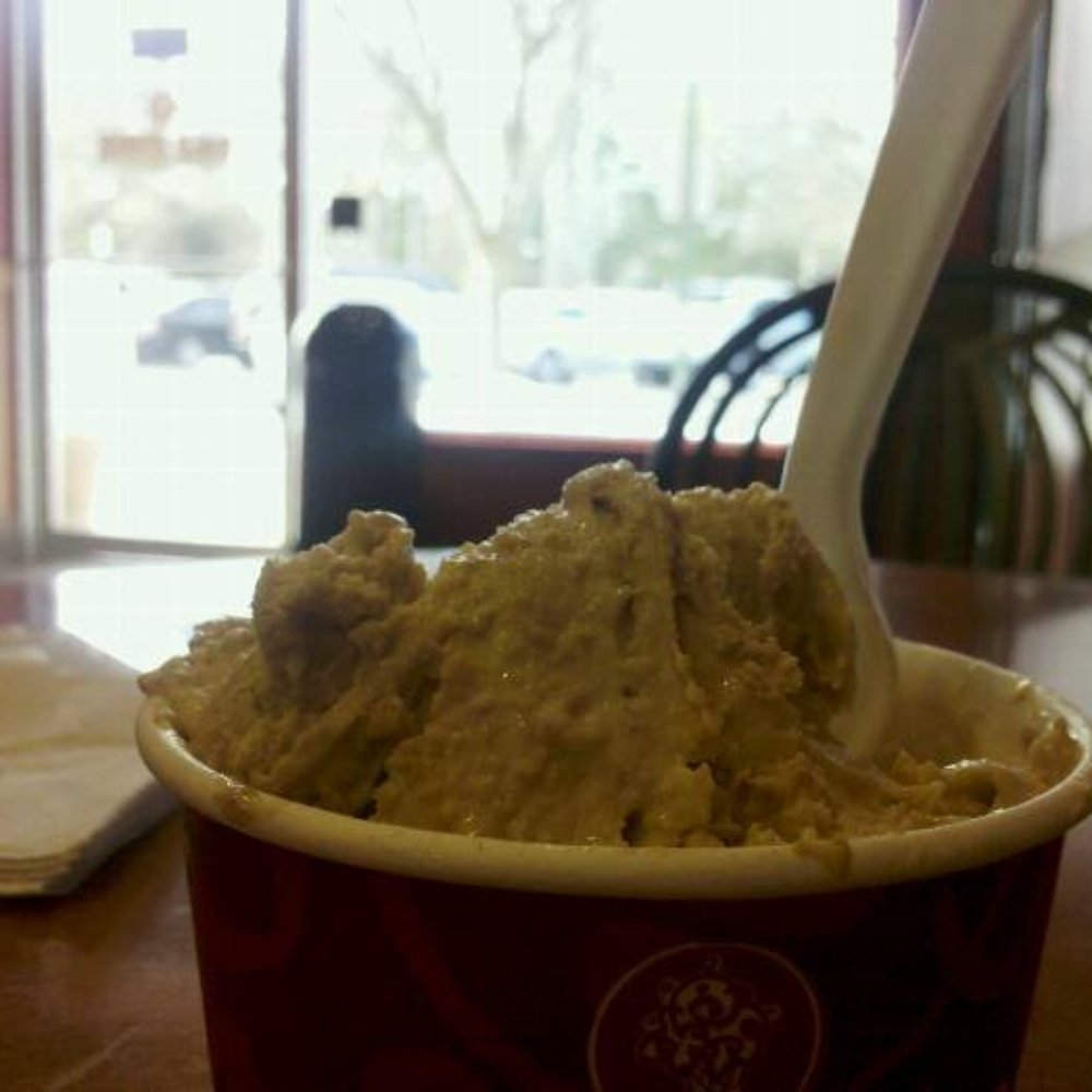 Cold Stone Creamery - Gingerbread mofo - Ice Cream & Frozen Yogurt Near Me - Garden City, New York Cold Stone Creamery - Gingerbread mofo - Ice Cream & Frozen Yogurt Near Me - Garden City, New York