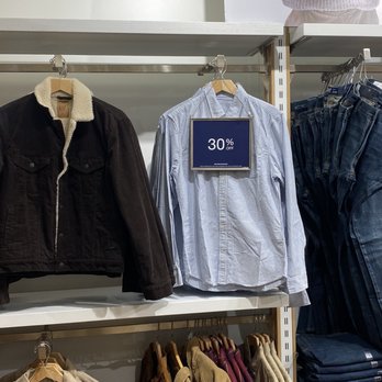 Gap - Women's Clothing Near Me - Cranston, Rhode Island