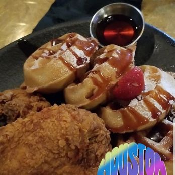 Taste Bar + Kitchen - Chicken and waffles - Cocktail Bars Near Me - Houston, Texas Taste Bar + Kitchen - Chicken and waffles - Cocktail Bars Near Me - Houston, Texas
